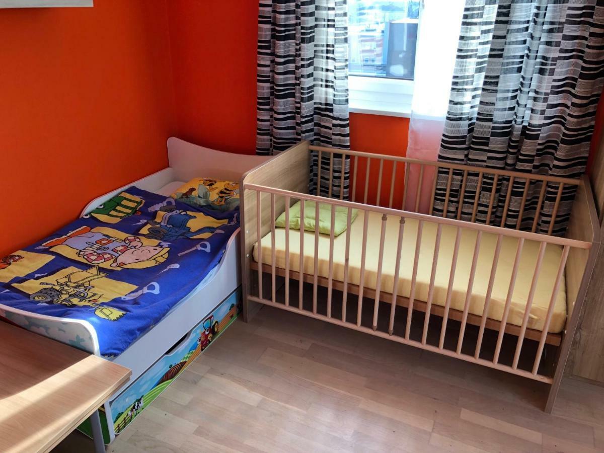 Kmheim, Cozy 103M2 Apartment, With 3 Bedroom And Covered Free Parking Place, Close To City Center Graz Eksteriør billede