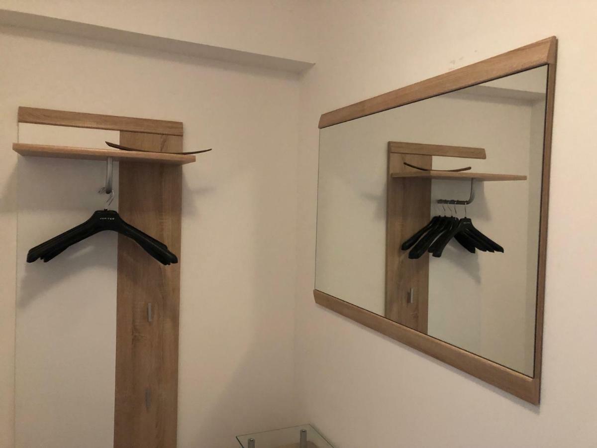 Kmheim, Cozy 103M2 Apartment, With 3 Bedroom And Covered Free Parking Place, Close To City Center Graz Eksteriør billede